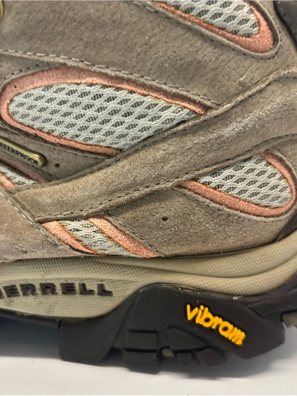 Merrell women’s Taupe and Orange Trail Hiking Boot J06058 size 10